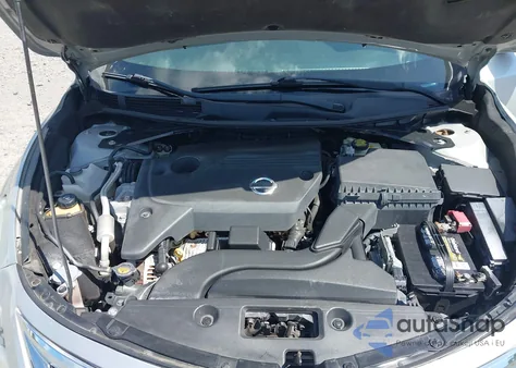 2015 Nissan Altima 2.5/2.5 S/2.5 Sl/2.5 Sv из США, поврежденный, VIN 1N4AL3AP2FC245789